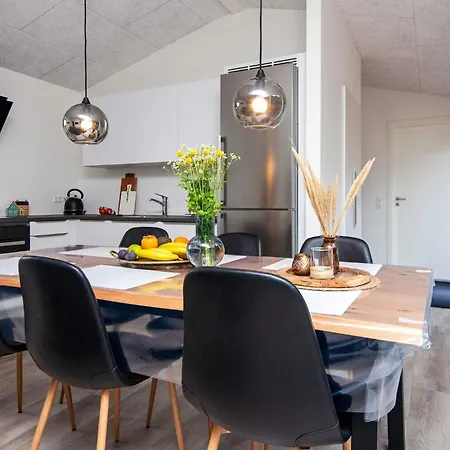 5 Star Holiday Home In Ansager בית נופש
